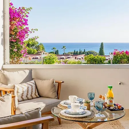 Les Voiles Blanches Par Dodo-a-cassis Cassis